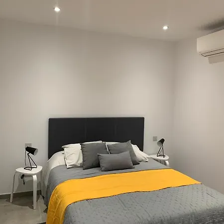 New Bright And Modern Studio At E1 Apartment *